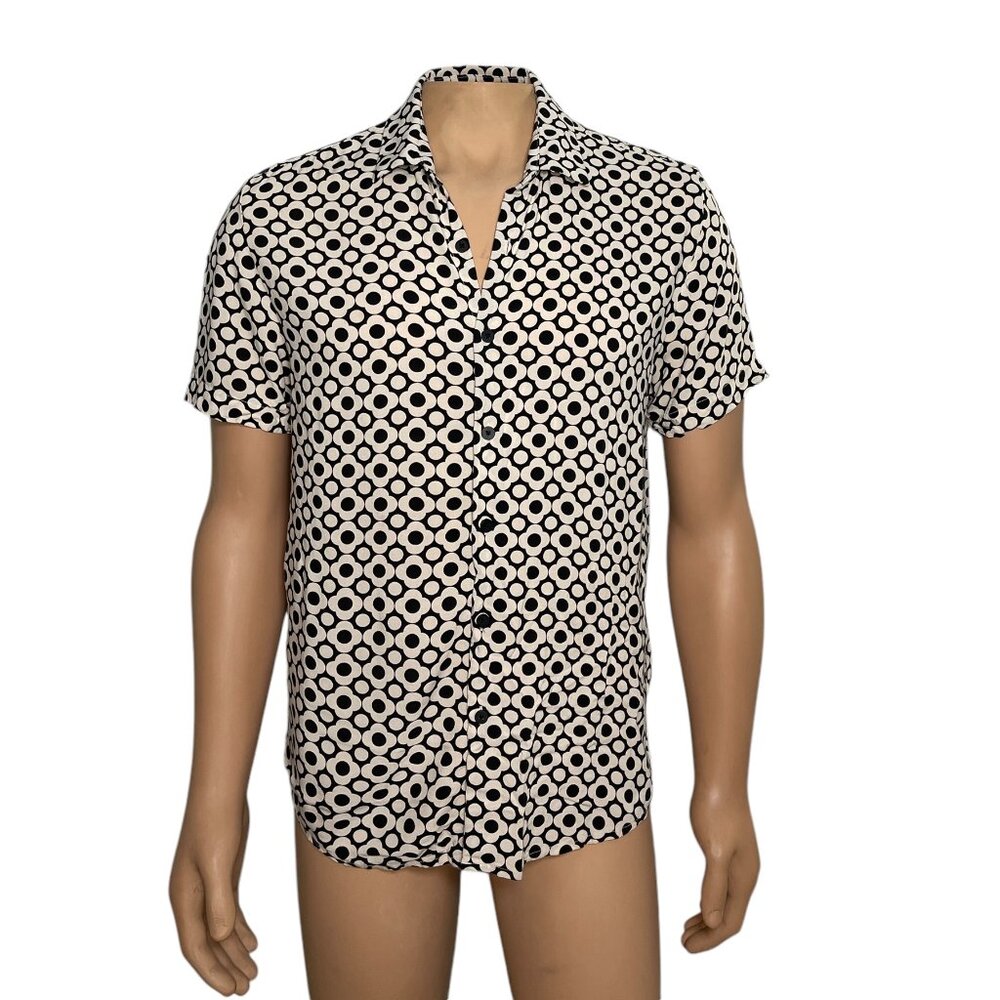 Bold Retro Flower Print Short Sleeve Button Down